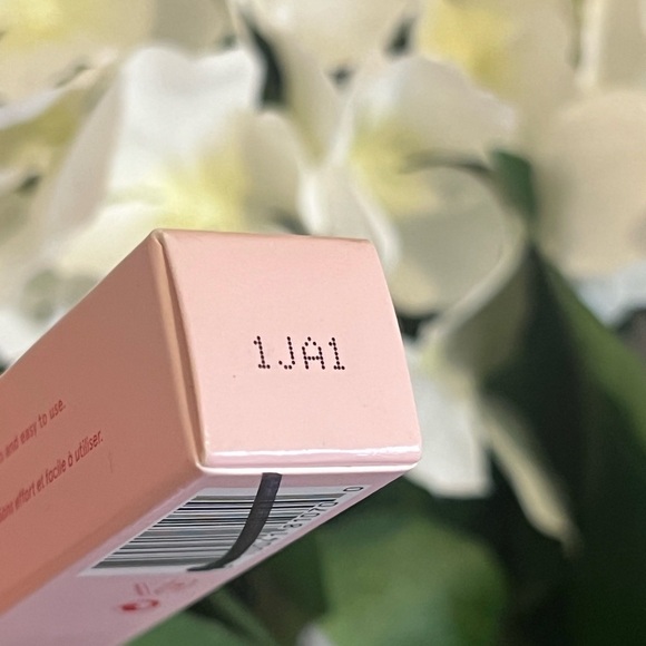 ONE/SIZE BROWKIKI • TINTED NOURISHING BROW GEL • VARIOUS COLORS AVAILABLE - Picture 3 of 13